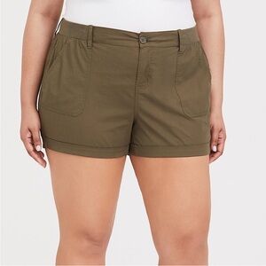 Torrid Poplin Cuffed Hems Army Green Shorts, Size 22